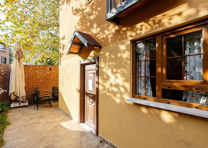 Villa Arancia Istanbul - Garden, Bbq, Sauna & Turkish Bath By The Tram In Fatih