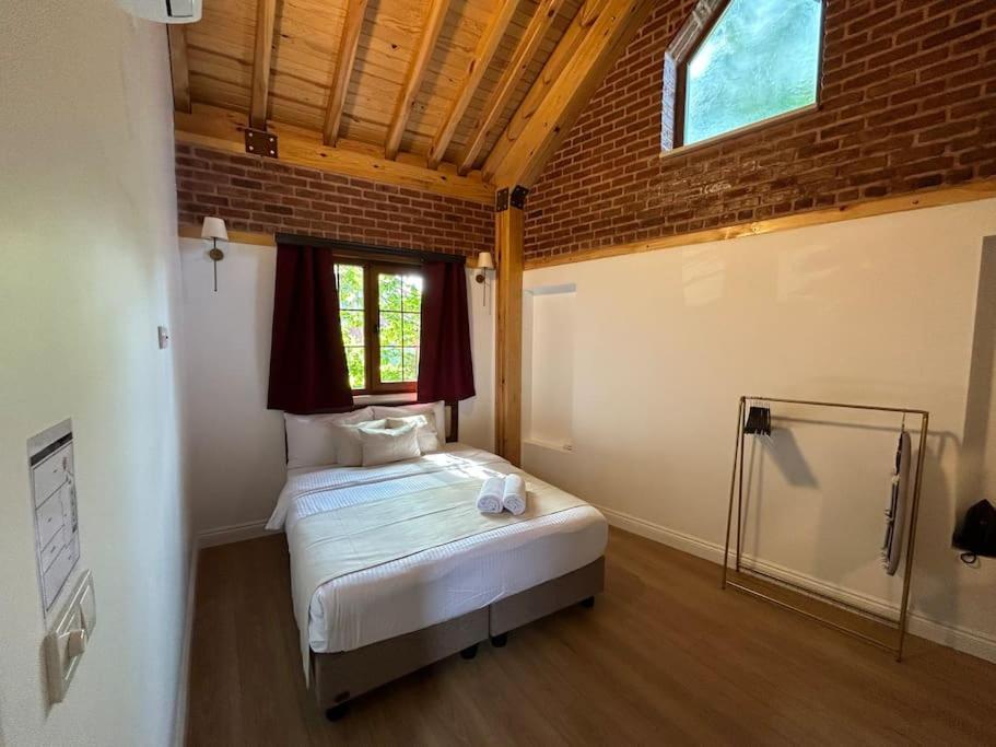Vilă Arancia - Garden, Bbq, Sauna & Turkish Bath By The Tram In Fatih